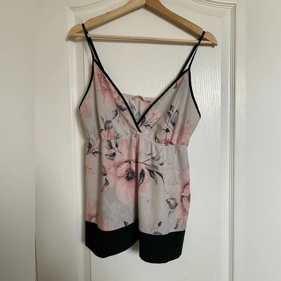 La Vie En Rose Pajama Set - Picture 2 of 4